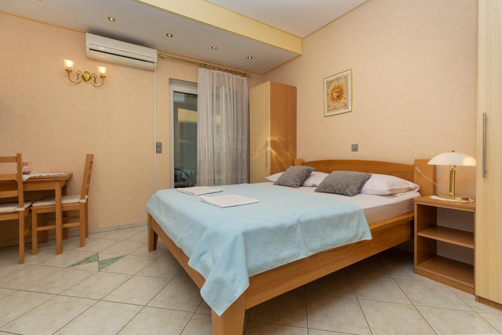Apartments By The Sea Duce, Omis - 5973 Kültér fotó