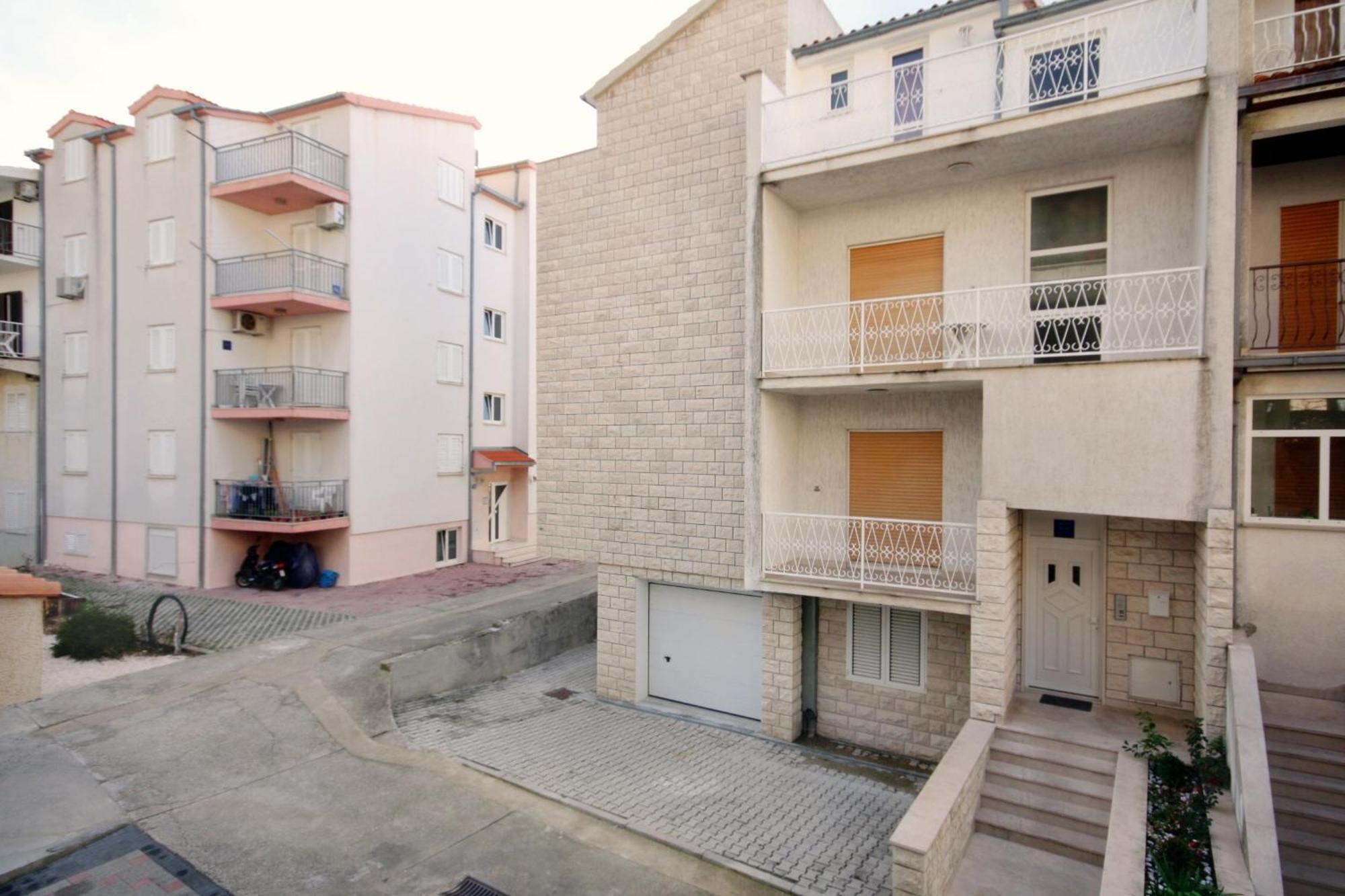 Apartments By The Sea Duce, Omis - 5973 Kültér fotó