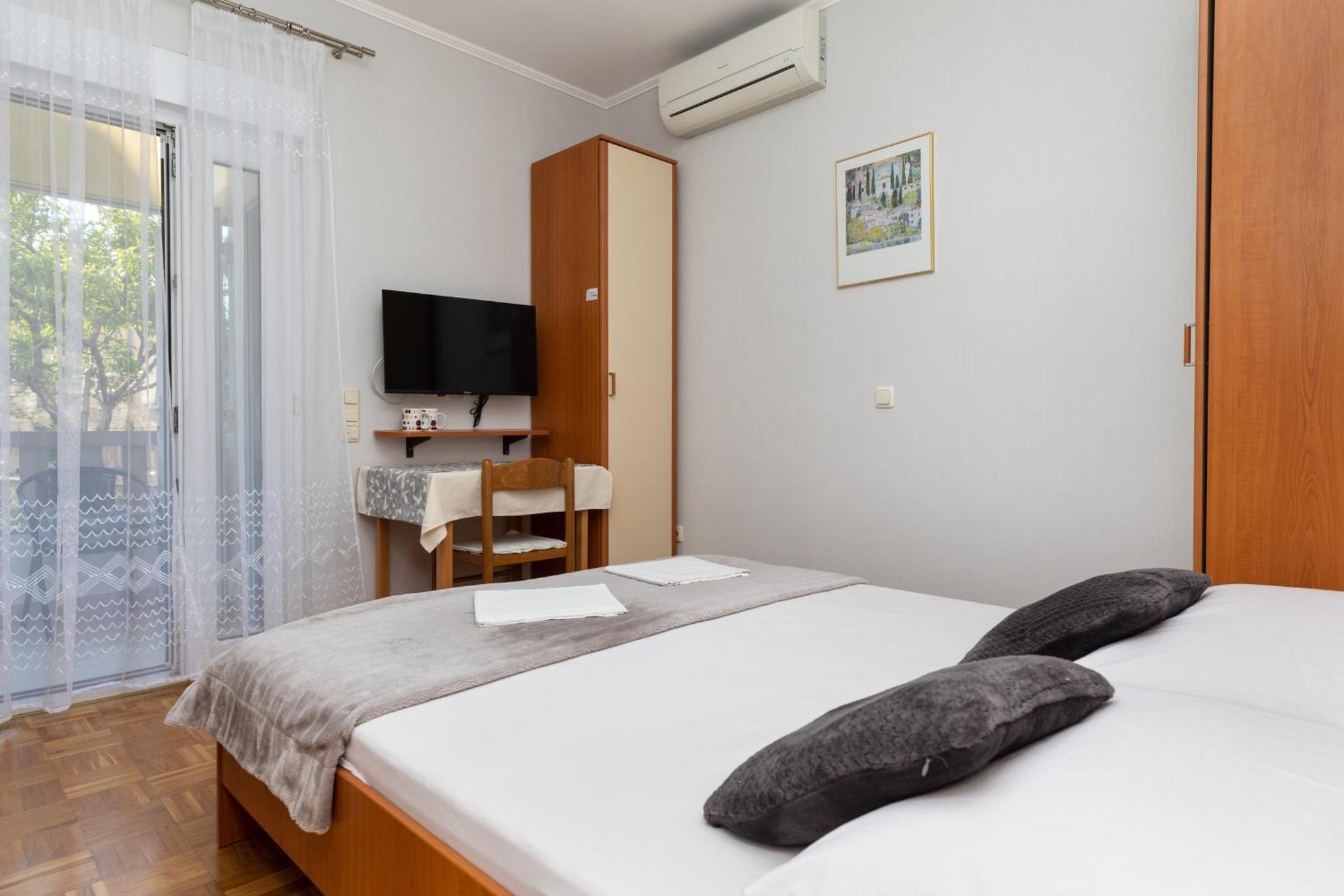 Apartments By The Sea Duce, Omis - 5973 Szoba fotó